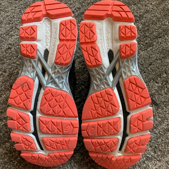 Women’s ASICS GEL - Kayano 22 Running Shoe - Picture 3 of 6